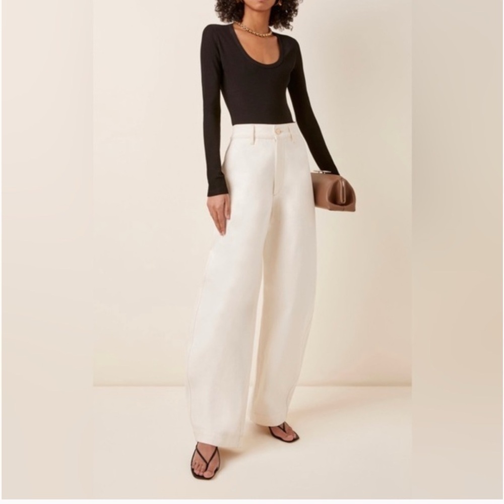 Goldsign Curve Wide Leg Jean